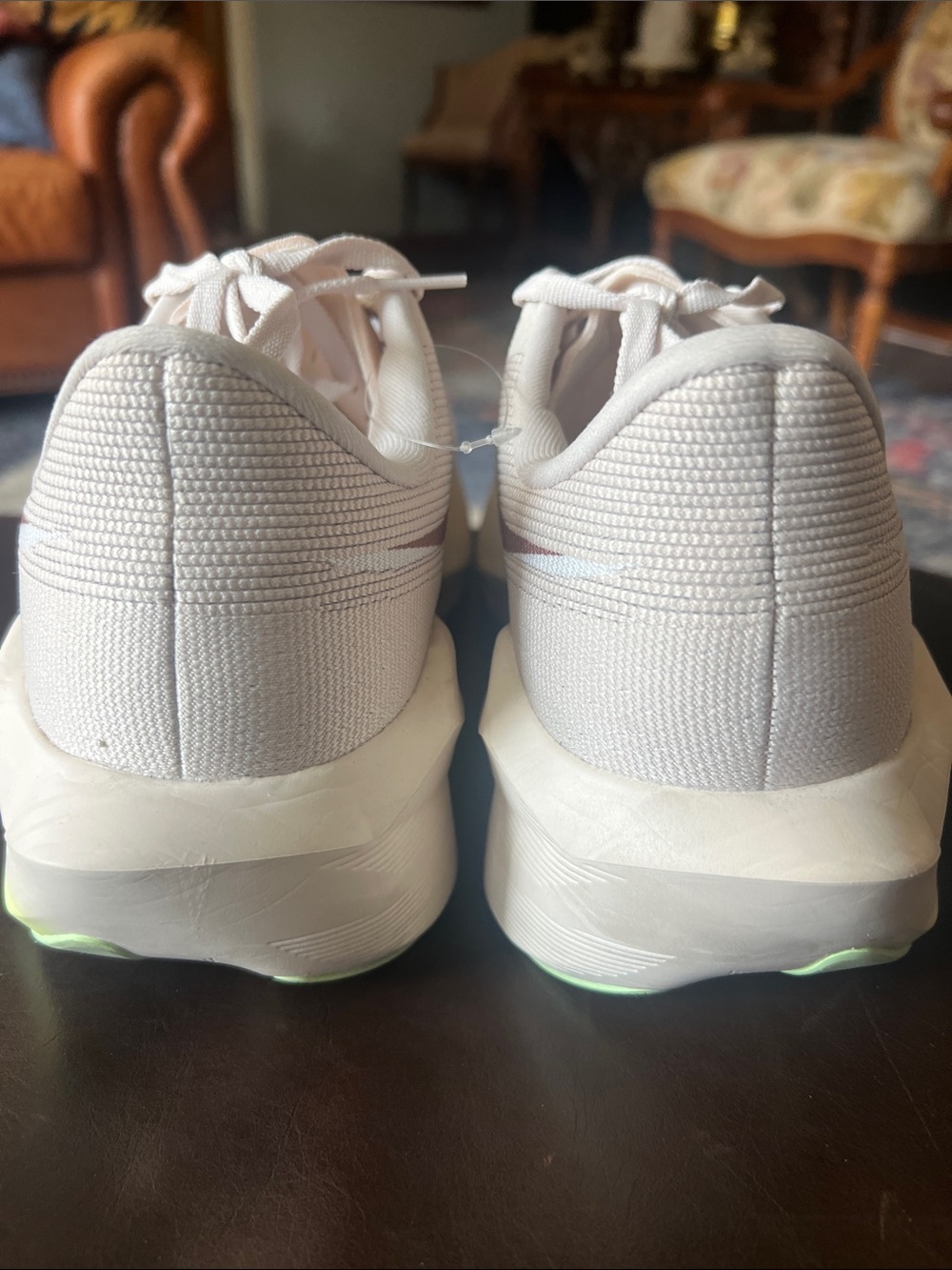 ASICS - Picture 3 of 6